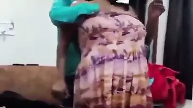 Adult Indian actress’s private threesome sex MMS