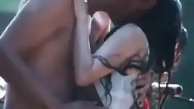 Indian Bhabhi In Barish Me Ki Kari Chudai